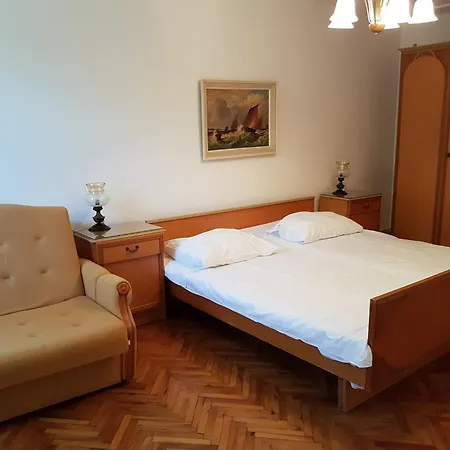 Nives Apartment *