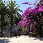 Nives Apartament *