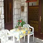 Apartament Nives *